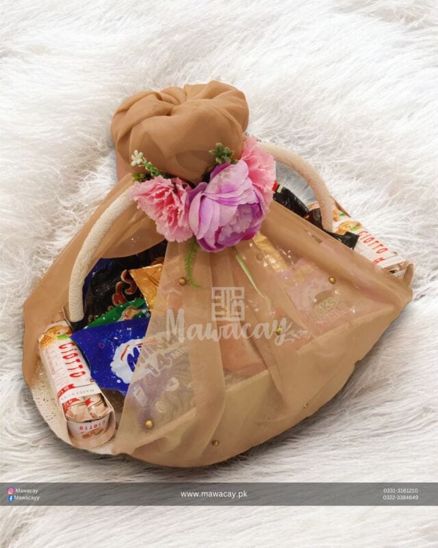 Trousseau Wrapping - Bridal Dress Wrapping - Groom Packing - Bari Packing Trousseau Wrapping - Bridal Dress Wrapping - Groom Packing - Bari Packing