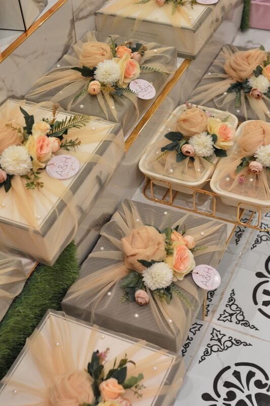 Trousseau Wrapping - Bridal Dress Wrapping - Groom Packing - Bari Packing Trousseau Wrapping - Bridal Dress Wrapping - Groom Packing - Bari Packing