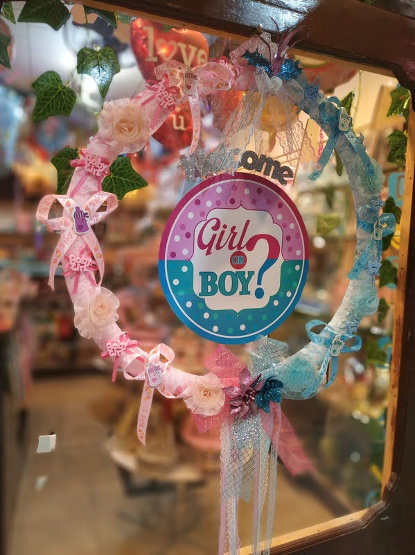 Baby Arrival Door Sign - Baby Arrival Announcement - Its A boy - its A Girl Baby Arrival Door Sign - Baby Arrival Announcement - Its A boy - its A Girl