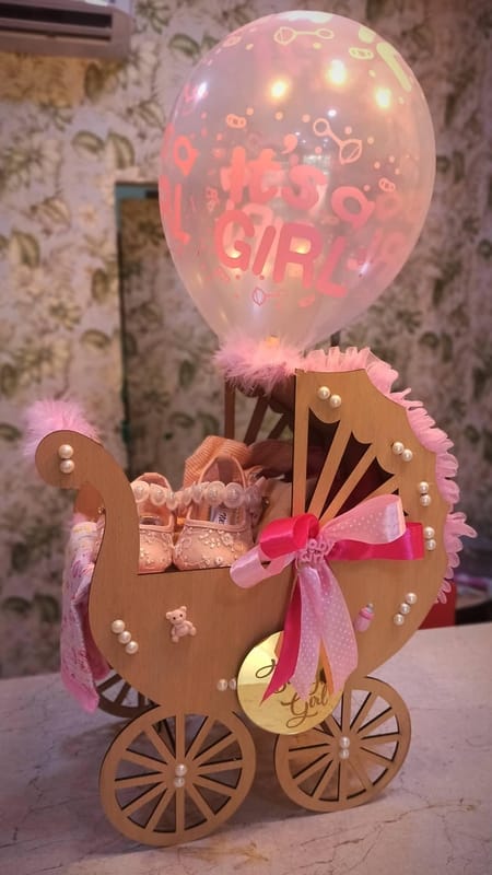 Baby arrival gifts- Birth announcement gifts - Its a boy - its a girl Baby arrival gifts- Birth announcement gifts - Its a boy - its a girl