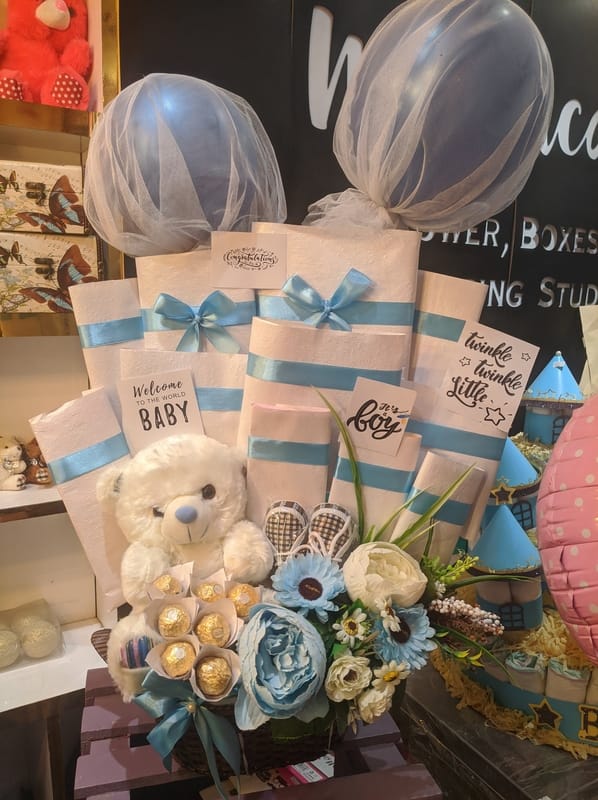 Baby arrival gifts- Birth announcement gifts - Its a boy - its a girl Baby arrival gifts- Birth announcement gifts - Its a boy - its a girl