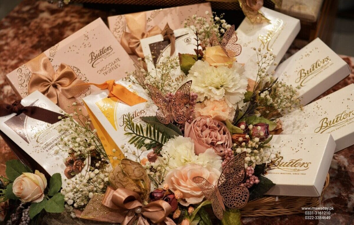 Trousseau Wrapping - Bridal Dress Wrapping - Groom Packing - Bari Packing Trousseau Wrapping - Bridal Dress Wrapping - Groom Packing - Bari Packing
