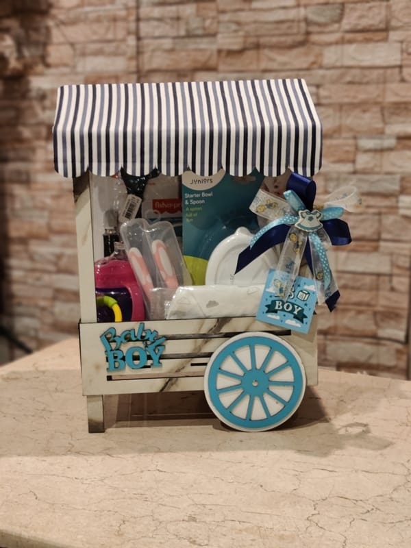 Baby arrival gifts- Birth announcement gifts - Its a boy - its a girl Baby arrival gifts- Birth announcement gifts - Its a boy - its a girl