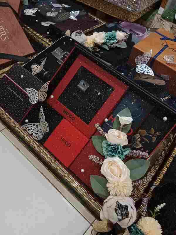 Trousseau Wrapping - Bridal Dress Wrapping - Groom Packing - Bari Packing Trousseau Wrapping - Bridal Dress Wrapping - Groom Packing - Bari Packing