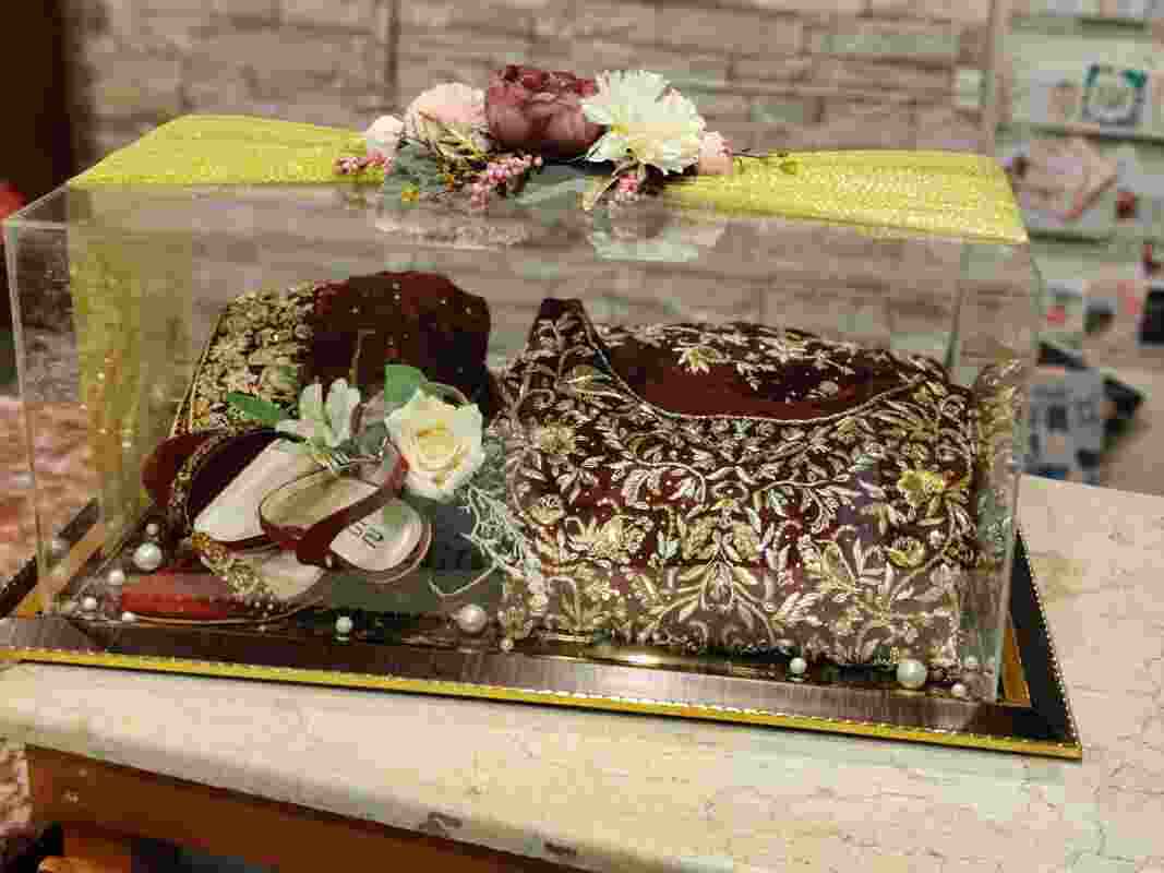 Trousseau Wrapping - Bridal Dress Wrapping - Groom Packing - Bari Packing Trousseau Wrapping - Bridal Dress Wrapping - Groom Packing - Bari Packing