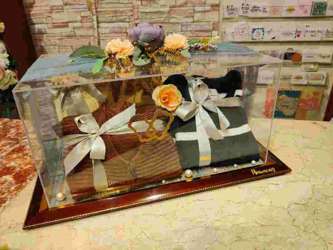 Trousseau Wrapping - Bridal Dress Wrapping - Groom Packing - Bari Packing Trousseau Wrapping - Bridal Dress Wrapping - Groom Packing - Bari Packing
