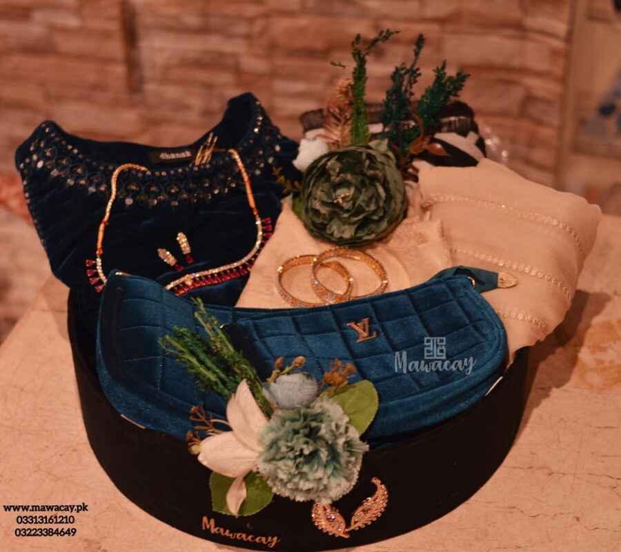 Trousseau Wrapping - Bridal Dress Wrapping - Groom Packing - Bari Packing Trousseau Wrapping - Bridal Dress Wrapping - Groom Packing - Bari Packing