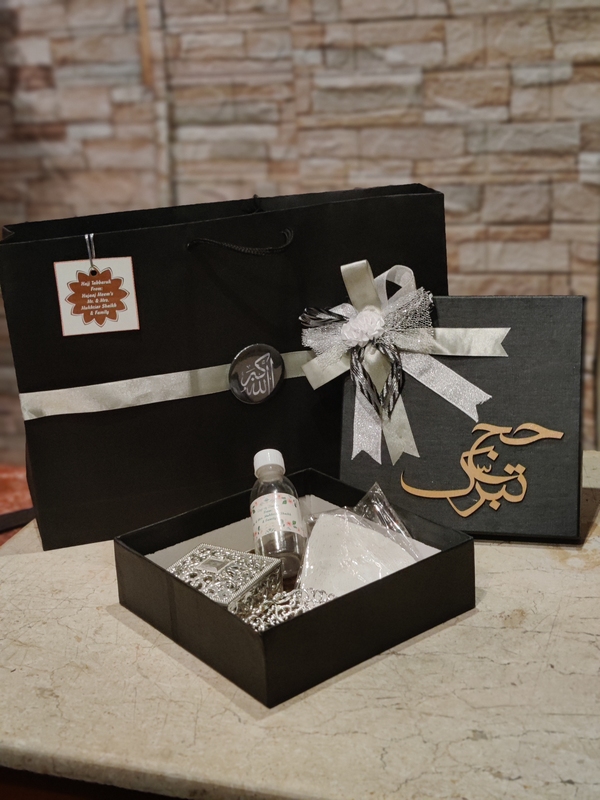 Hajj Tabarruk - Umrah Tabarruk - Hajj giveaways - Umrah Giveaways - Hajj & Umrah Gift Hajj Tabarruk - Umrah Tabarruk - Hajj giveaways - Umrah Giveaways - Hajj & Umrah Gift