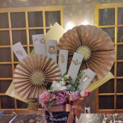 Rose Bouquets - Flower Bouquets - Birthday Surprise - Anniversary Gifts - Gifts for Him - Gifts for Her