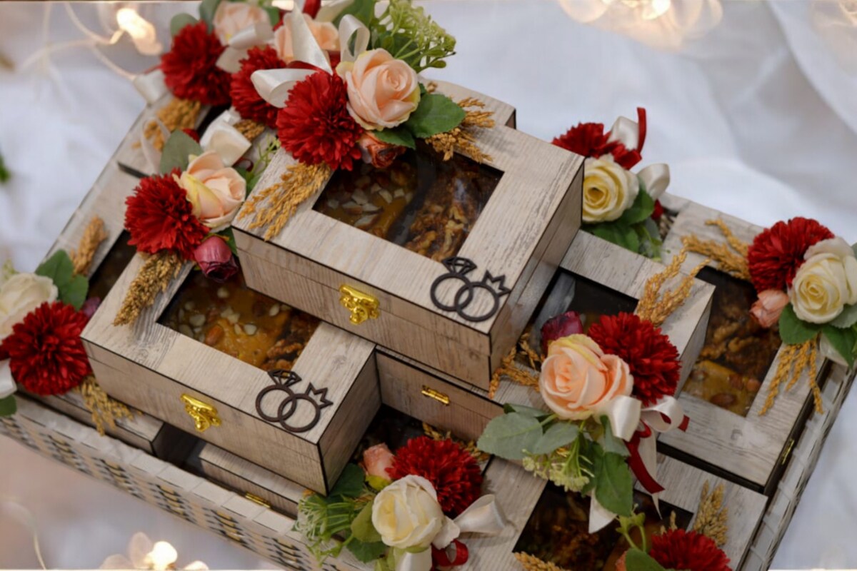 Engagement sweet box - Engagement box - Baat pakki box - Mithai box - Engagement sweet box Engagement sweet box - Engagement box - Baat pakki box - Mithai box - Engagement sweet box
